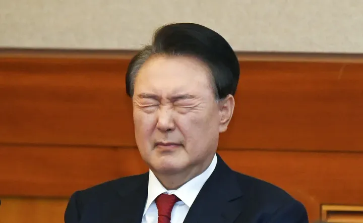 [속보] 윤석열 대통령 탄핵 전원일치 인용… “계엄령 남용·헌법 위반 중대”